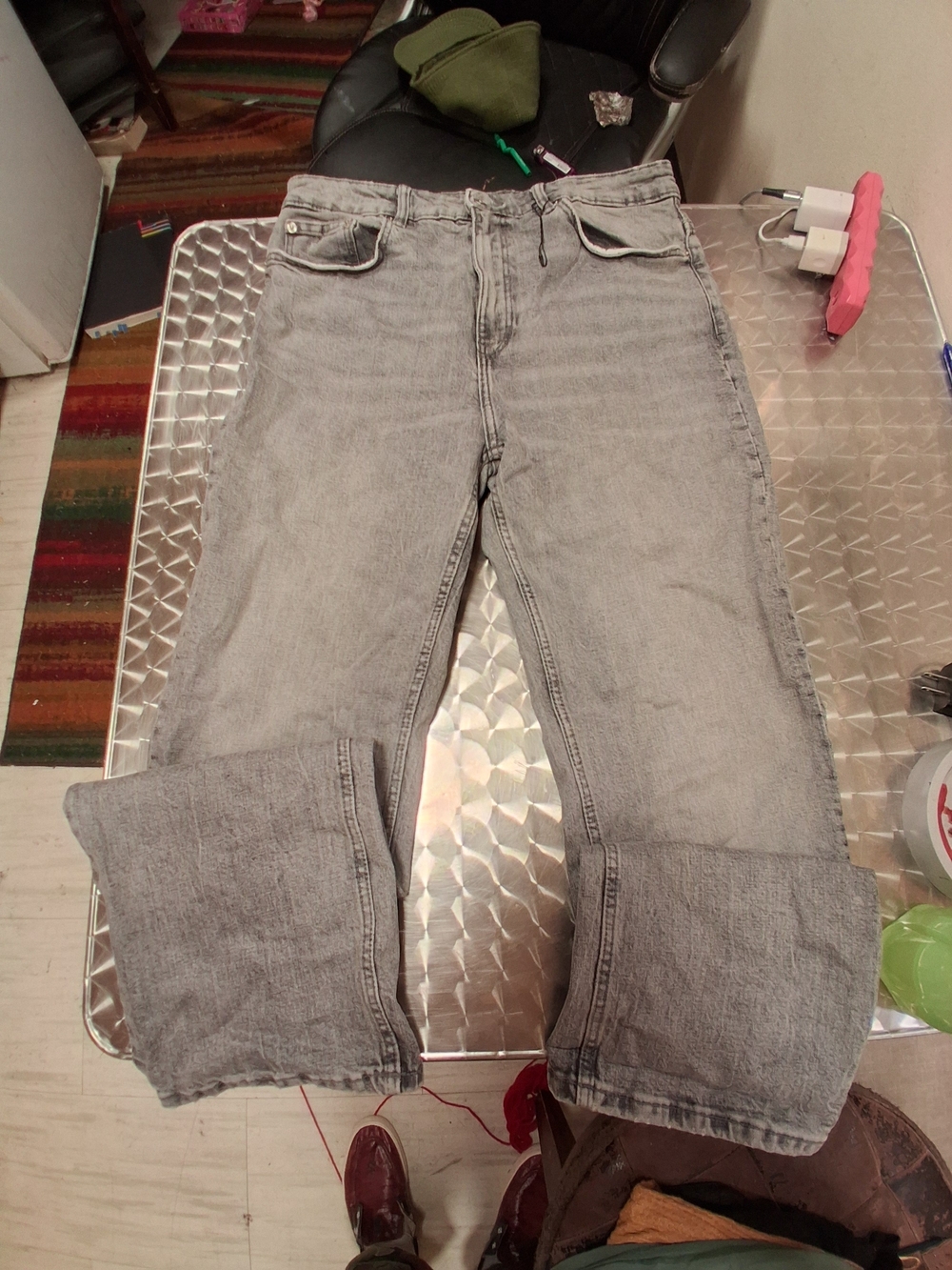 Zara Men's Light Gray Relaxed Straight Jeans